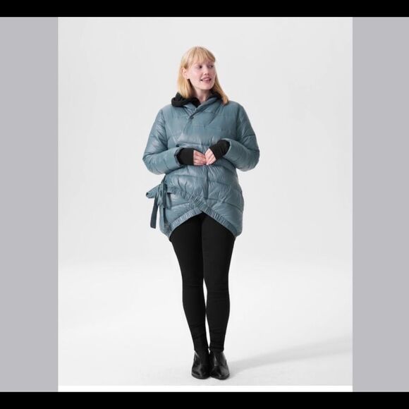 Universal standard Kanda Puffer Coat Jacket Storm NWT 2XS 6 8 M - Picture 2 of 12